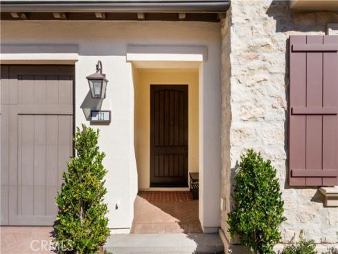 121 Toretta , Irvine, CA