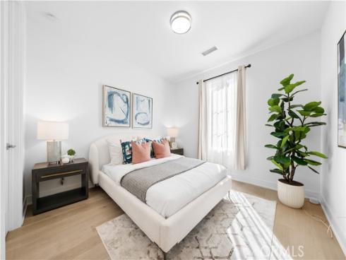 121 Toretta , Irvine, CA