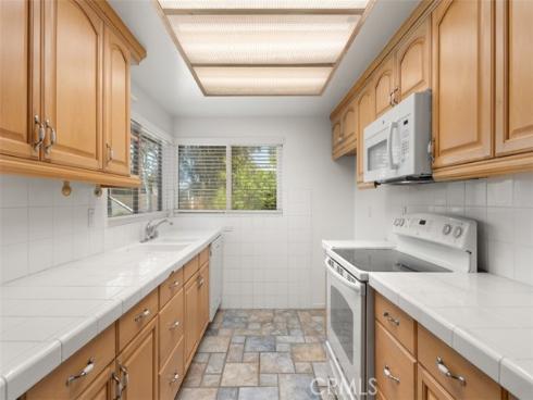 119 Rockwood , Irvine, CA