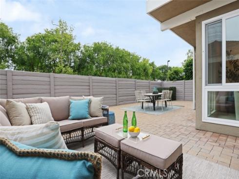 16 Clove Blossom , Irvine, CA