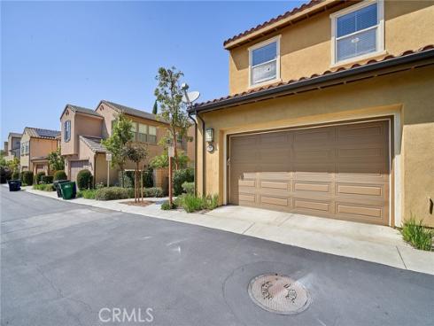 132 Long Grass , Irvine, CA