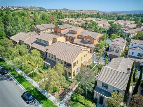 132 Long Grass , Irvine, CA