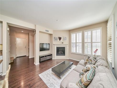 132 Long Grass , Irvine, CA