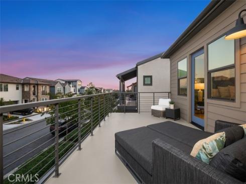 297 Sawbuck , Irvine, CA