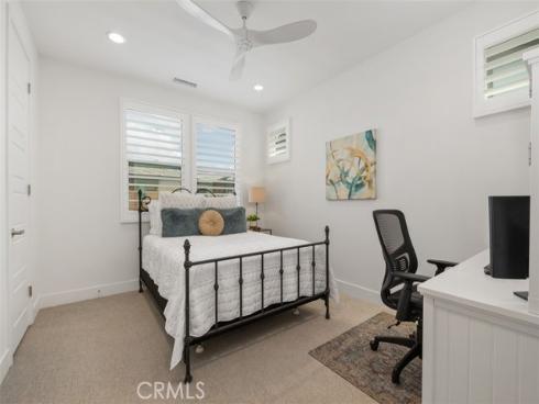 297 Sawbuck , Irvine, CA