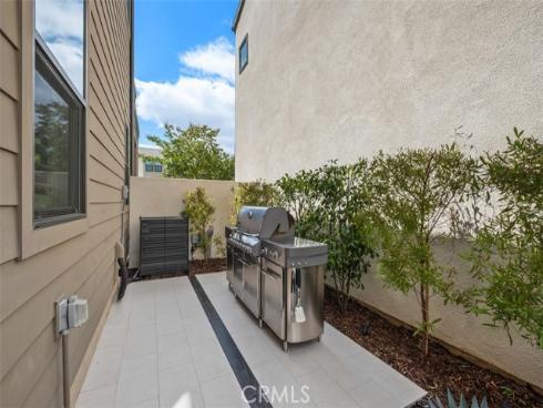 297 Sawbuck , Irvine, CA