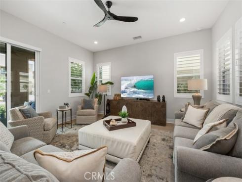 297 Sawbuck , Irvine, CA