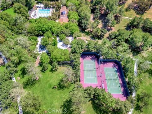 114  Treehouse  , Irvine, CA