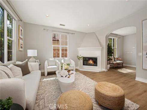 114  Treehouse  , Irvine, CA