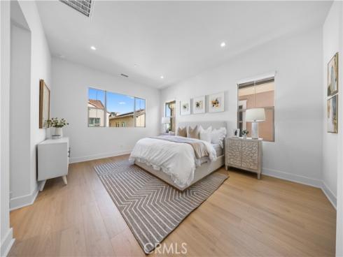 109 Eversedge , Irvine, CA