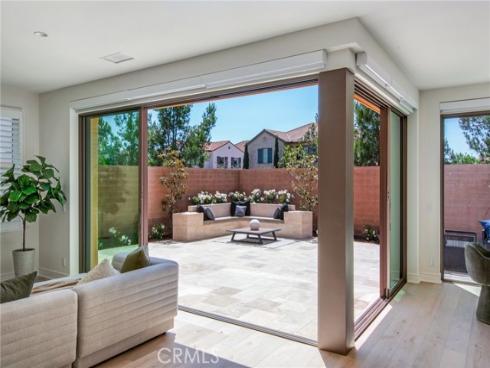 118 Tritone , Irvine, CA
