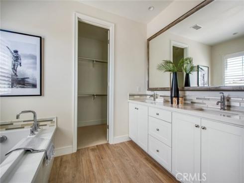 118 Tritone , Irvine, CA