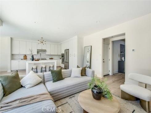 118 Tritone , Irvine, CA