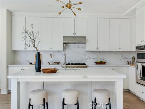 118 Tritone , Irvine, CA