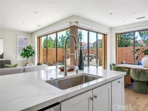 118 Tritone , Irvine, CA