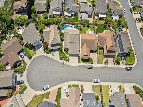 8 Saratoga , Irvine, CA