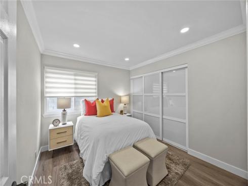 8 Saratoga , Irvine, CA