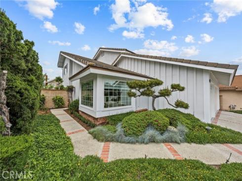 8 Saratoga , Irvine, CA