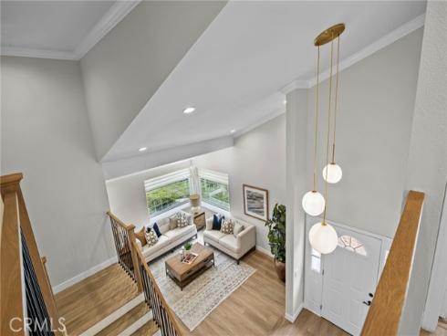 8 Saratoga , Irvine, CA