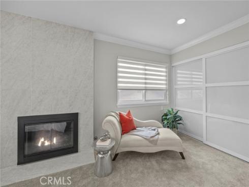 8 Saratoga , Irvine, CA