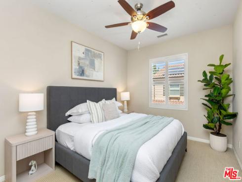 66 Rembrandt , Irvine, CA