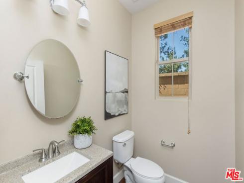 66 Rembrandt , Irvine, CA