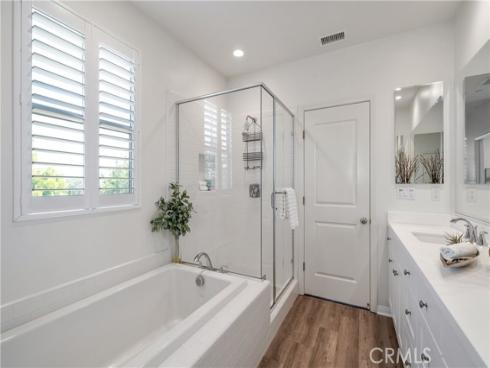 125 Annuals , Irvine, CA