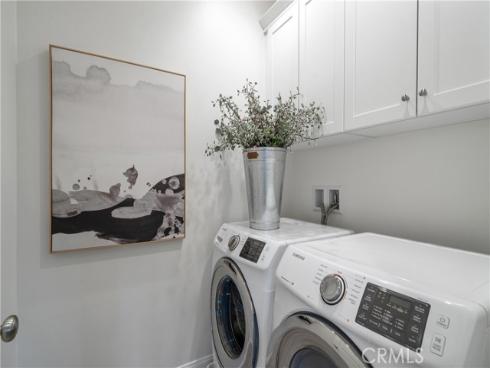 125 Annuals , Irvine, CA