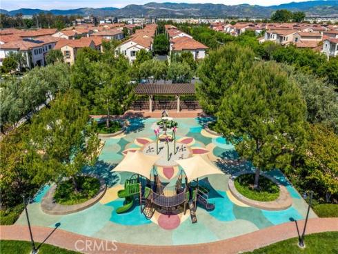 125 Annuals , Irvine, CA