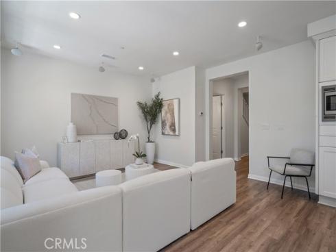 125 Annuals , Irvine, CA