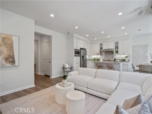 125 Annuals , Irvine, CA