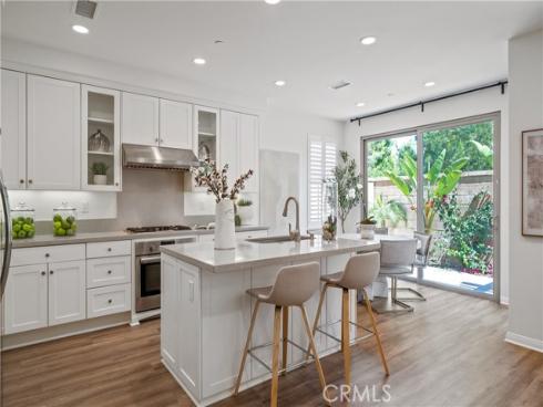 125 Annuals , Irvine, CA