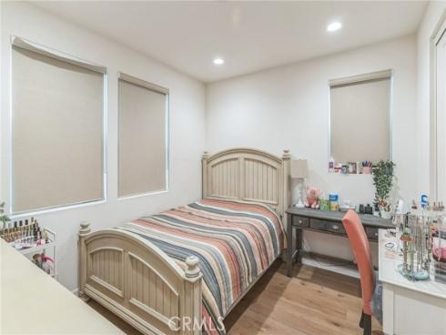 134 Halo , Irvine, CA