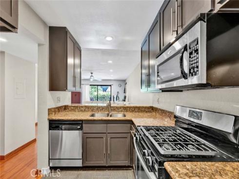 326 Tangelo 323 , Irvine, CA