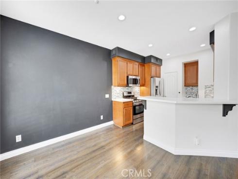 86 Topaz , Irvine, CA