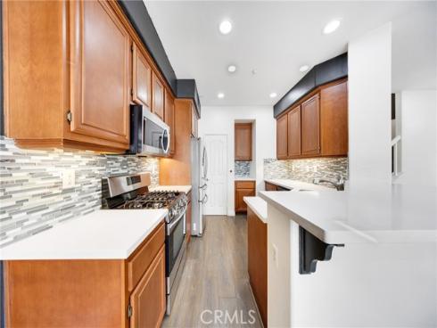 86 Topaz , Irvine, CA