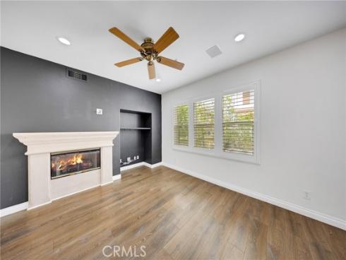 86 Topaz , Irvine, CA