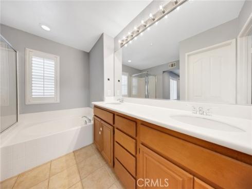 86 Topaz , Irvine, CA