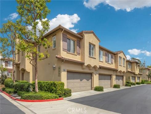 86 Topaz , Irvine, CA