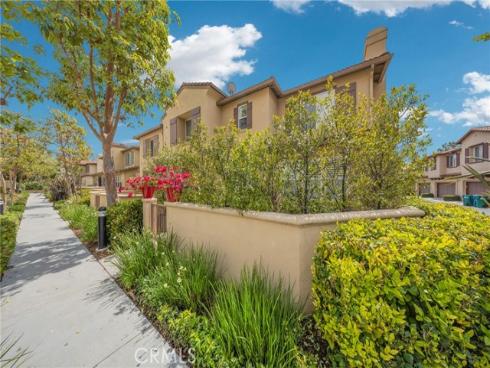 86 Topaz , Irvine, CA