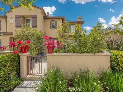 86 Topaz , Irvine, CA