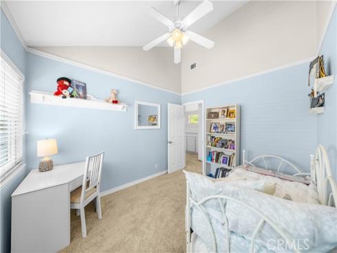 19 Christamon , Irvine, CA