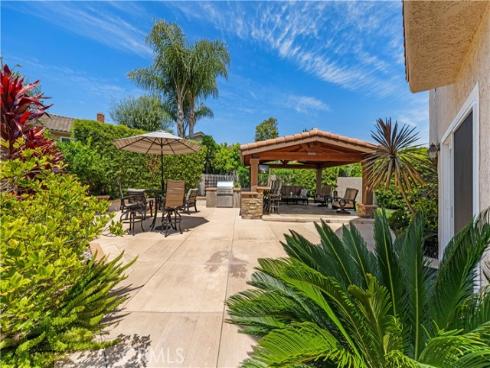 19 Christamon , Irvine, CA