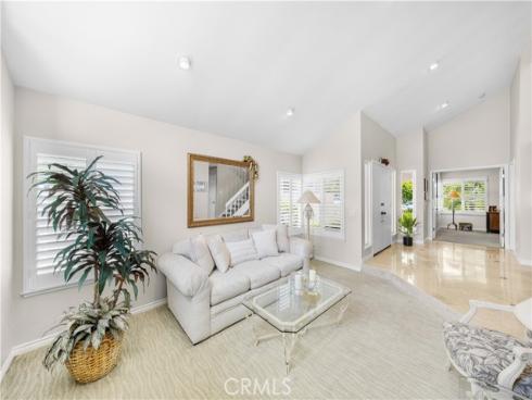 19 Christamon , Irvine, CA