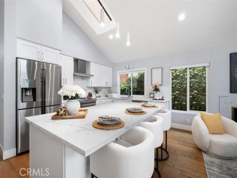 8 Recodo , Irvine, CA