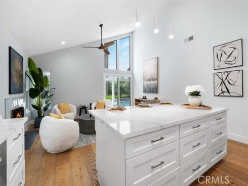 8 Recodo , Irvine, CA