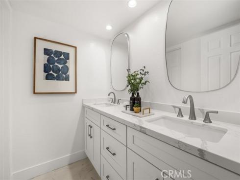 8 Recodo , Irvine, CA