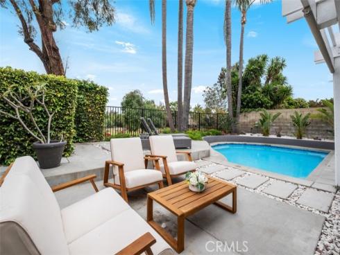 8 Recodo , Irvine, CA