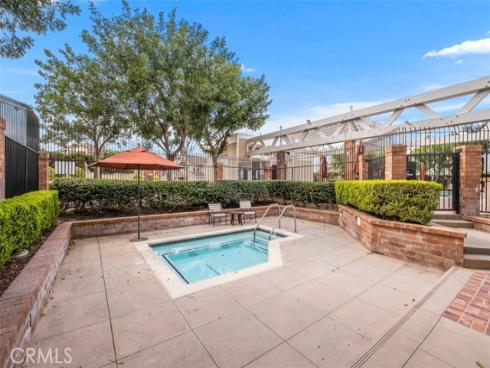 8 Recodo , Irvine, CA