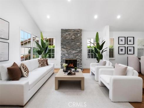 8 Recodo , Irvine, CA